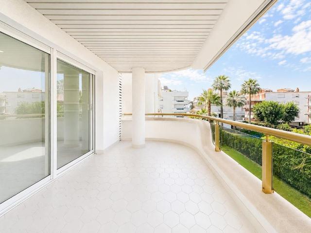 Piso de lujo de 137 m2 en venta en Sitges, España
