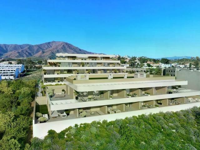 Piso de lujo de 130 m2 en venta en Estepona, Andalucía