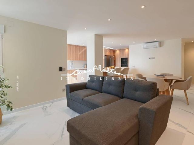 Piso de lujo de 130 m2 en venta en Villajoyosa, España