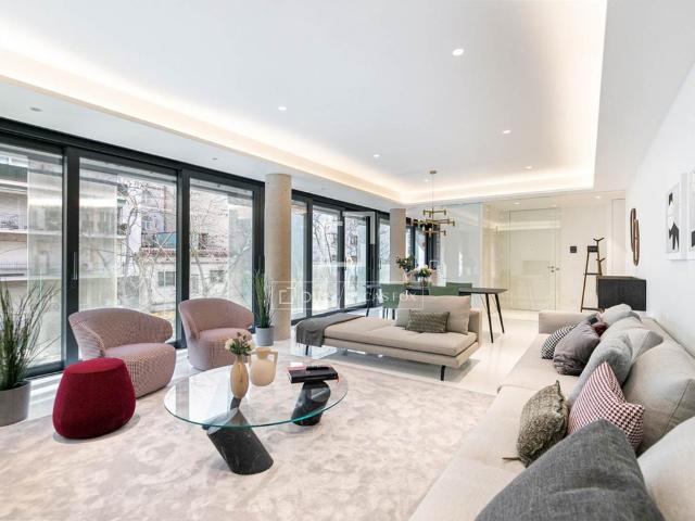 Piso de lujo de 148 m2 en venta en Barcelona, Cataluña