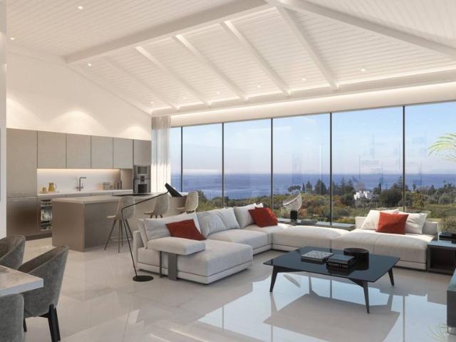 Piso de lujo de 149 m2 en venta en Urbanización Marbella Este, España
