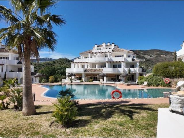 Piso de lujo de 154 m2 en venta en Nueva Andalucia centro, Marbella, Málaga, Andalucía