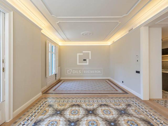 Piso de lujo de 159 m2 en venta en Barcelona, Cataluña