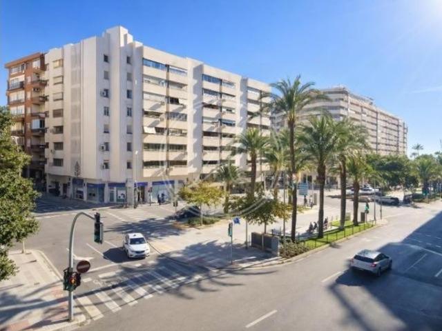 Piso de lujo de 150 m2 en venta en Alicante, España
