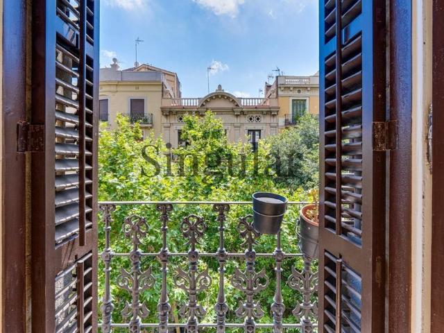 Piso de lujo de 152 m2 en alquiler en Barcelona, España