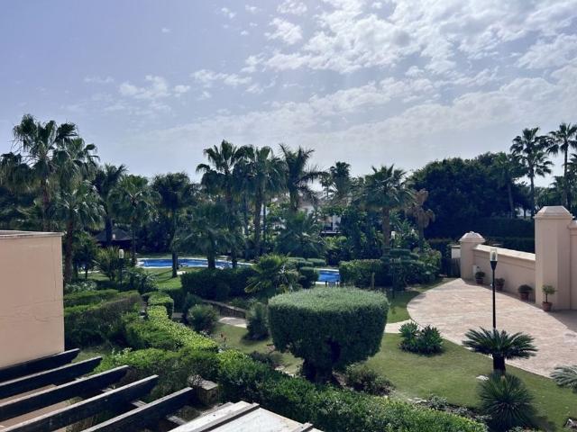 Piso de lujo de 153 m2 en venta en Puerto Banus, Marbella, Andalucía