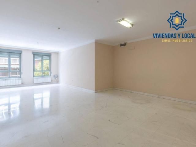 Piso de lujo de 168 m2 en venta en Granada, Andalucía