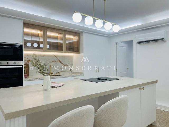 Piso de lujo de 169 m2 en venta en Calle Luis Oliag, Valencia