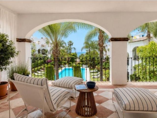 Piso de lujo de 175 m2 en venta en Los Monteros, Marbella, Málaga, Andalucía