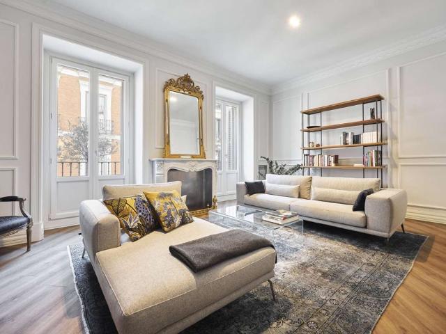 Piso de lujo de 173 m2 en alquiler en Madrid, Comunidad de Madrid