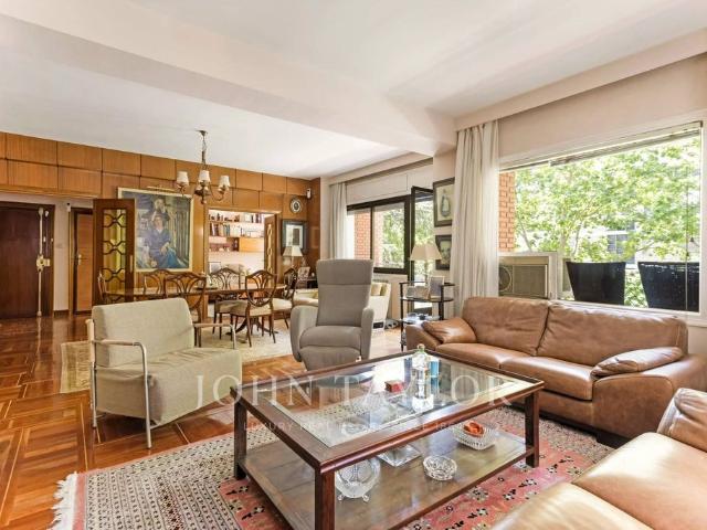 Piso de lujo de 185 m2 en venta en Madrid, España