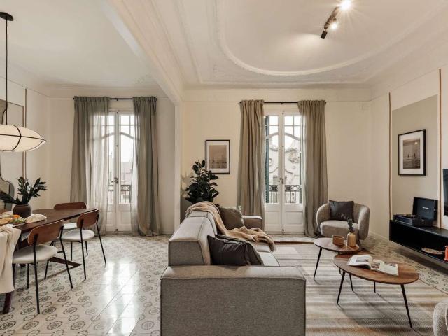 Piso de lujo de 186 m2 en alquiler en Barcelona, Cataluña