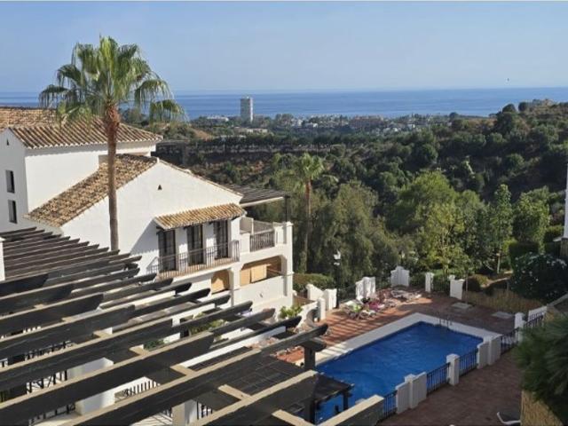 Piso de lujo de 180 m2 en venta en Rio Real, Marbella, Andalucía