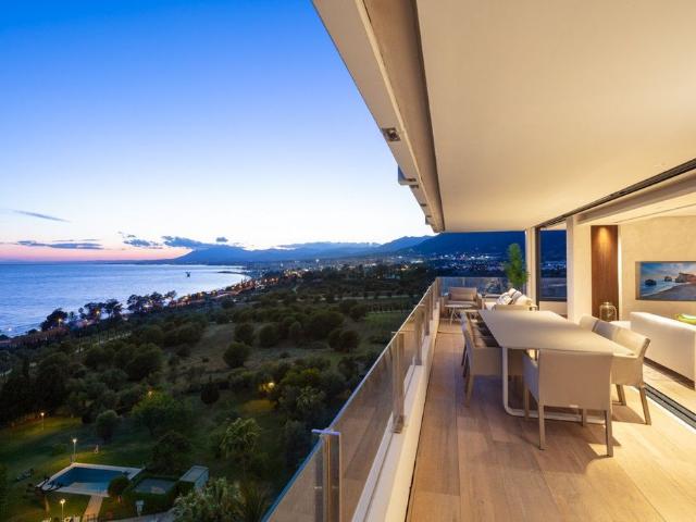 Piso de lujo de 194 m2 en venta en Marbella, Andalucía