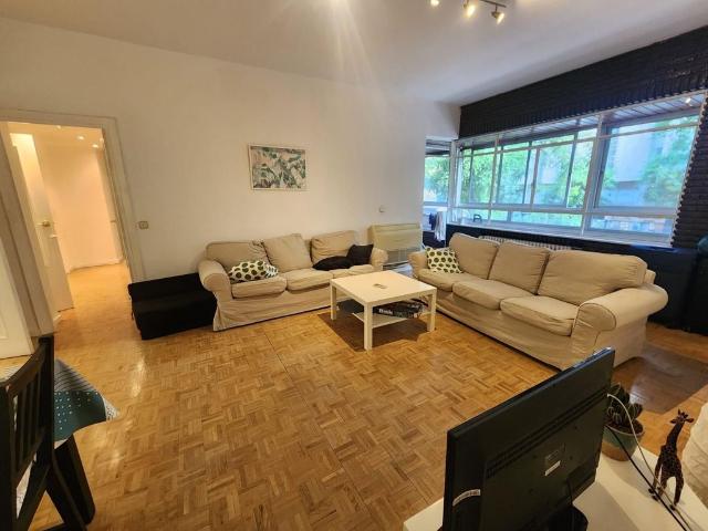 Piso de lujo de 190 m2 en alquiler en Madrid, España