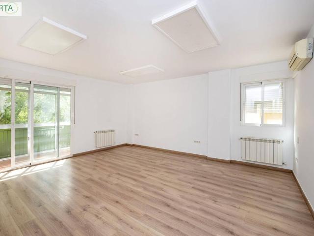 Piso de lujo de 212 m2 en venta en Granada, Andalucía
