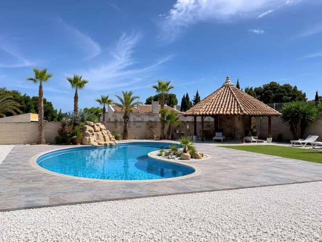 Piso de lujo de 230 m2 en alquiler en Perleta, España