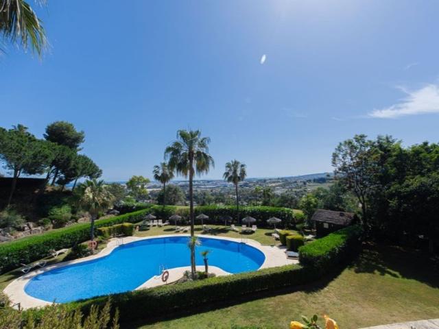 Piso de lujo de 245 m2 en venta en Nueva Andalucia centro, Marbella, Málaga, Andalucía