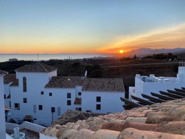 Piso de lujo de 247 m2 en venta en Alto de los Monteros, Marbella, Málaga, Andalucía