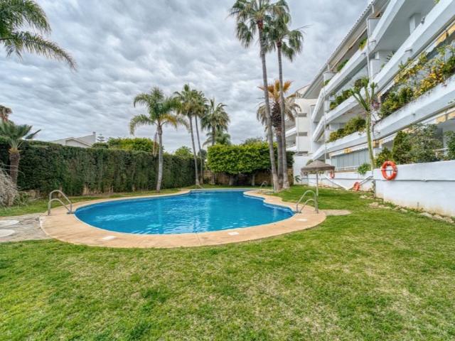 Piso de lujo de 290 m2 en venta en Guadalmina Baja, Marbella, Málaga, Andalucía