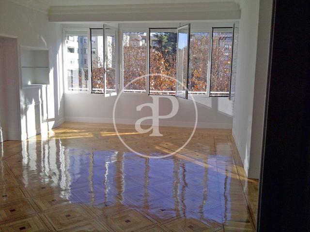 Piso de alto standing en alquiler en Madrid, España
