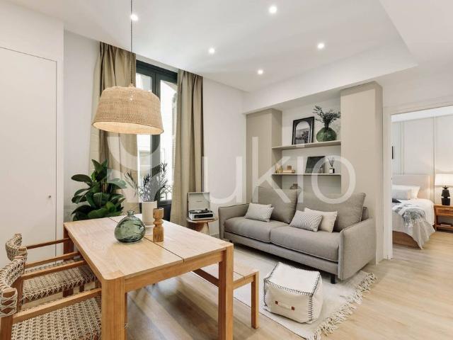 Piso de lujo de 52 m2 en alquiler en Barcelona, Cataluña