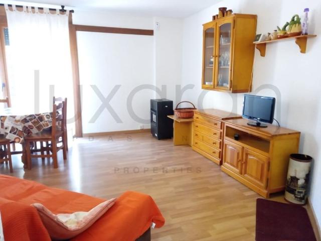 Piso de lujo de 55 m2 en alquiler en Viella Mitg Arán, España