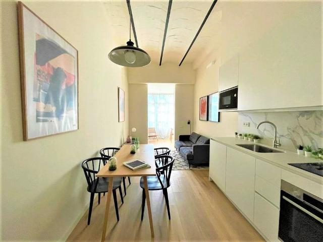 Piso de lujo de 57 m2 en venta en Barcelona, Cataluña