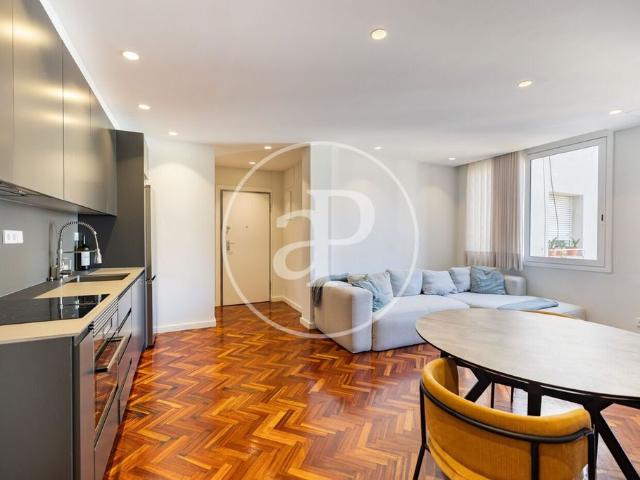 Piso de lujo de 60 m2 en venta en Barcelona, España