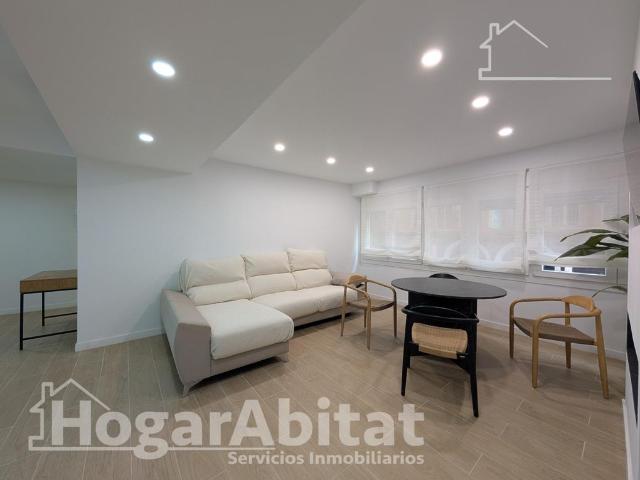 Piso de lujo de 65 m2 en venta en Alicante, Comunidad Valenciana