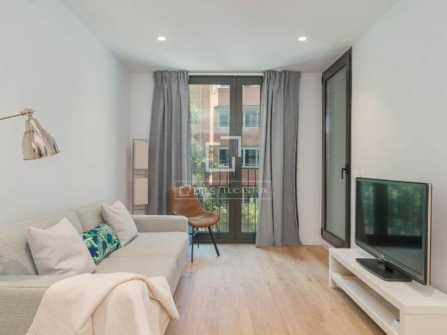 Piso de lujo de 74 m2 en alquiler en Barcelona, Cataluña