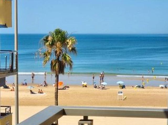 Piso de lujo de 79 m2 en venta en Cádiz, España
