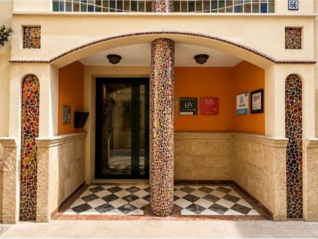 Piso de lujo de 80 m2 en venta en Atalaya Isdabe, Estepona, Andalucía