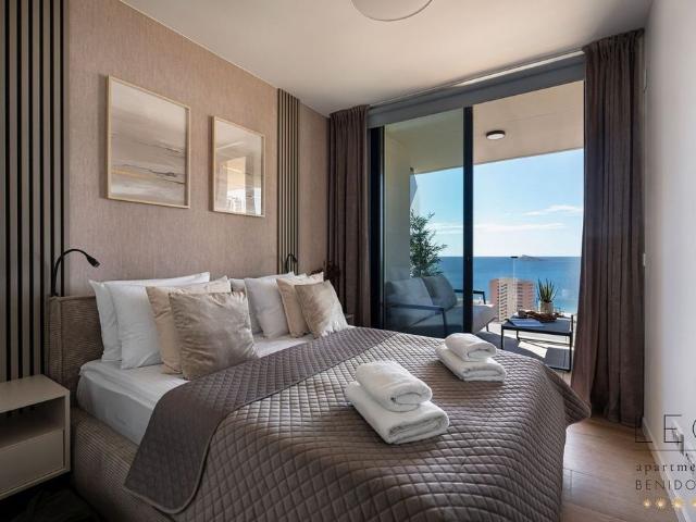 Piso de lujo de 69 m2 en venta en Benidorm, Comunidad Valenciana