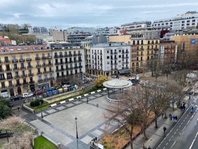 Piso de lujo de 85 m2 en venta en San Sebastián, País Vasco
