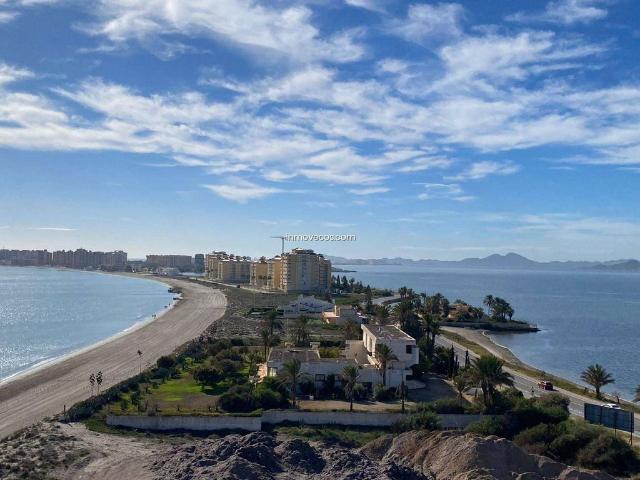 Piso de lujo de 87 m2 en venta en La Manga, Murcia