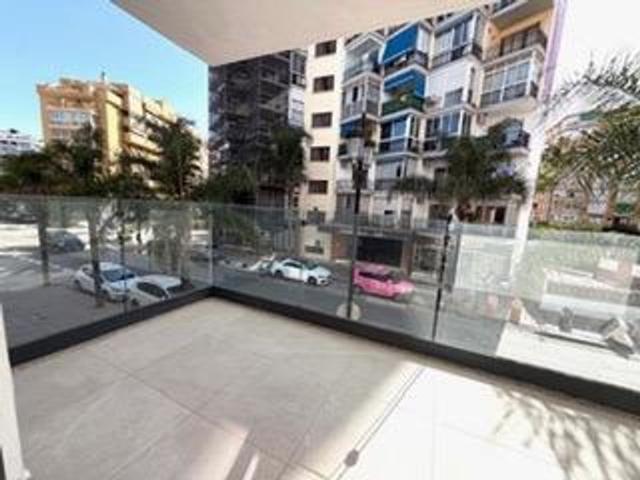 Piso de lujo de 88 m2 en venta en Fuengirola, España