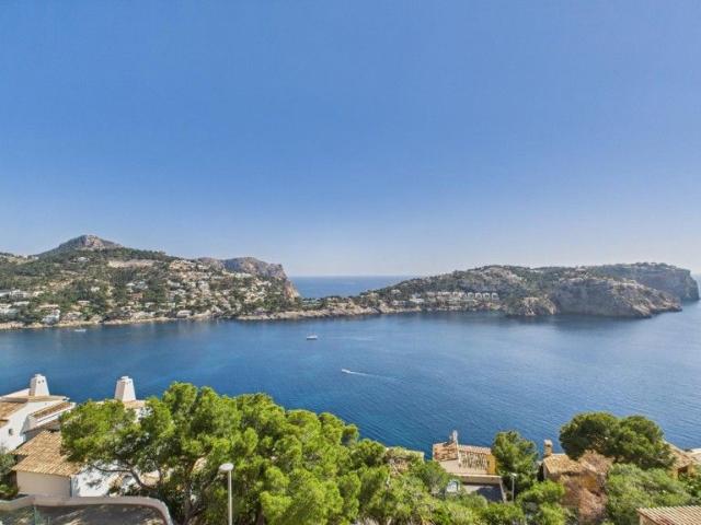 Piso de lujo de 92 m2 en venta en Andratx, España