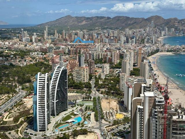 Piso de lujo de 94 m2 en venta en Benidorm, España