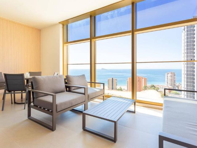 Piso de lujo de 95 m2 en venta en Benidorm, Comunidad Valenciana