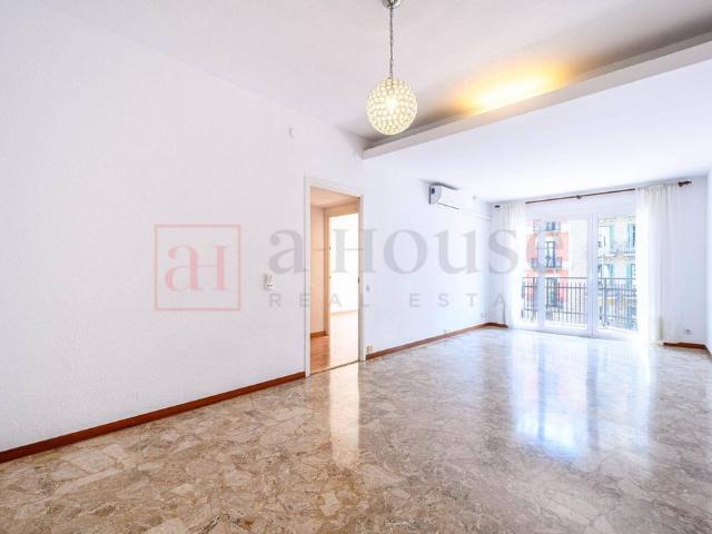 Piso de lujo de 97 m2 en venta en Barcelona, Cataluña