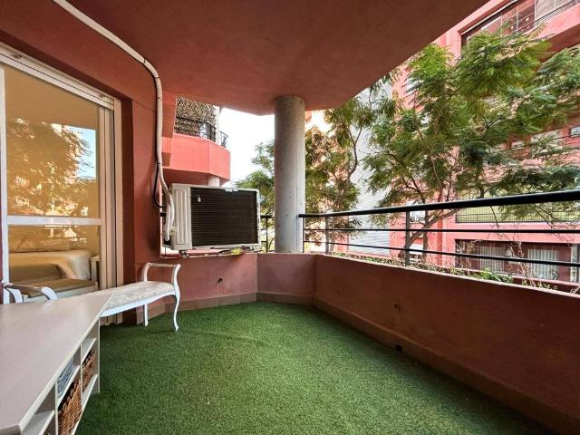 Piso de lujo de 98 m2 en venta en Fuengirola, Andalucía