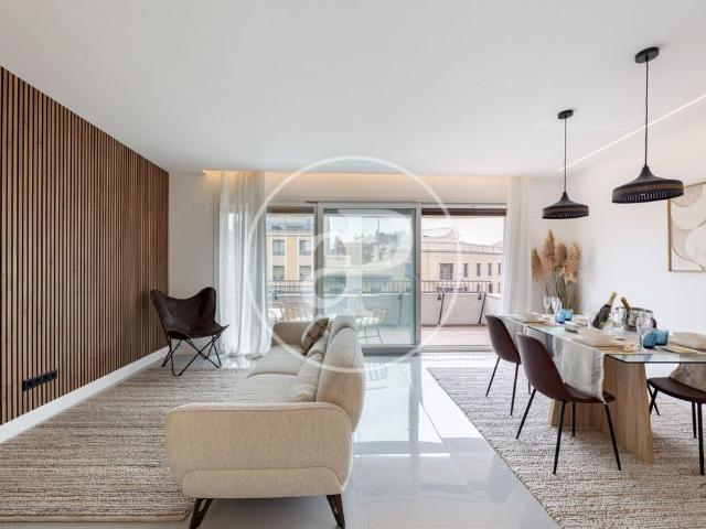 Piso de lujo en alquiler en Barcelona, España