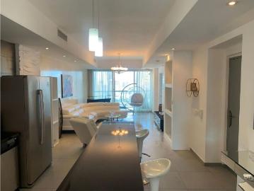 Piso de lujo en alquiler en Bella Vista, Panamá