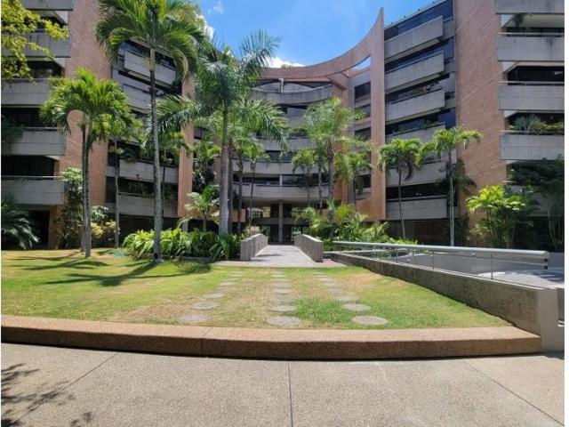 Piso de alto standing en alquiler en Nueva Caracas, Venezuela