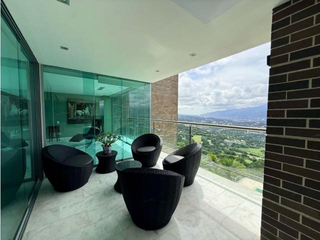 Piso de lujo en alquiler en Nueva Caracas, Distrito Capital
