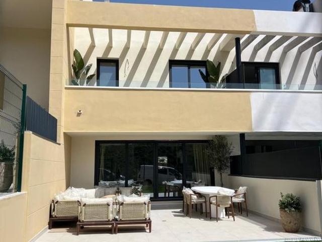 Piso de lujo en venta en Casares, España