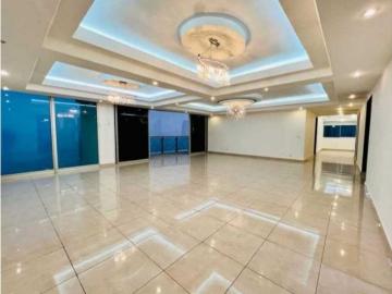 Piso de lujo en venta en Ciudad de Panamá, Provincia de Panamá 130480 LuxuryEstate. Com