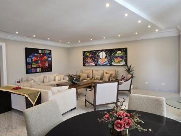 Piso de lujo en venta en Altos de San Francisco, Panamá