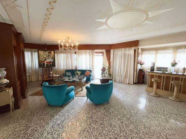 Piso de lujo en venta en Alicante, España